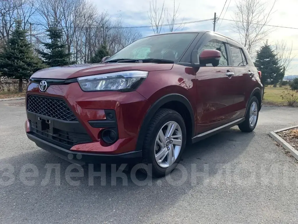 Продажа Toyota Raize, 2019 год, Владивосток